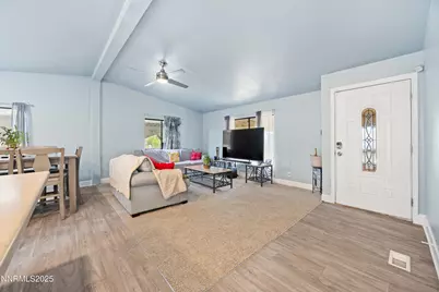 2735 Daffodil Way, Reno, NV 89512 - Photo 10