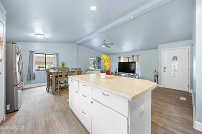 2735 Daffodil Way, Reno, NV 89512 - Photo 12