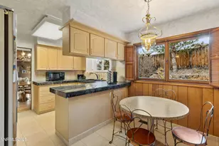 1885 Solari Dr, Reno, NV 89509 - Photo 8