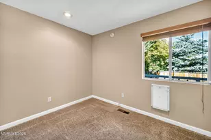 7385 N Pembroke Dr, Reno, NV 89502 - Photo 12