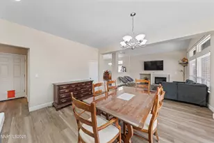 9920 Grand Falls Dr, Reno, NV 89506 - Photo 14