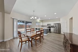 9920 Grand Falls Dr, Reno, NV 89506 - Photo 16