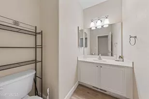 9920 Grand Falls Dr, Reno, NV 89506 - Photo 20