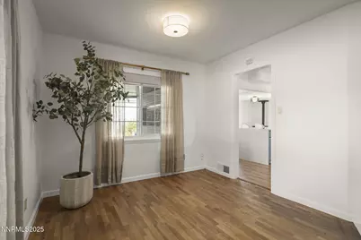 640 Robin Street, Reno, NV 89509 - Photo 8
