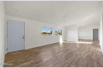 230 Medgar Avenue, Reno, NV 89506 - Photo 4