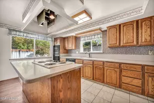 3370 Shawnee Cir, Reno, NV 89502 - Photo 14