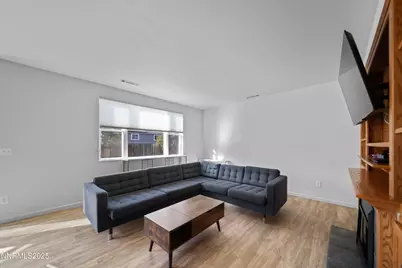 8451 Seal Beach Drive, Reno, NV 89506 - Photo 18