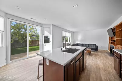 8451 Seal Beach Drive, Reno, NV 89506 - Photo 14