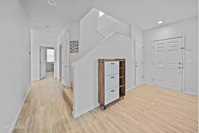 8451 Seal Beach Drive, Reno, NV 89506 - Photo 20
