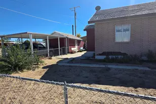 306 6th St, Hawthorne, NV 89415 - Photo 6