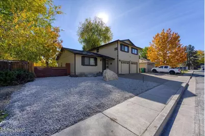 7300 Gemstone Drive, Reno, NV 89511 - Photo 4