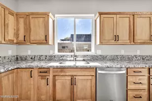 1421 Mission St, Gardnerville, NV 89410 - Photo 12