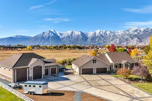 1058 Frieda Ln, Minden, NV 89423 - Photo 2