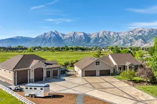 1058 Frieda Ln, Minden, NV 89423 - Photo 2