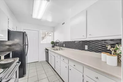 12123 Andes Street, Reno, NV 89506 - Photo 6