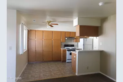240 Serpa Place, Fallon, NV 89406 - Photo 4