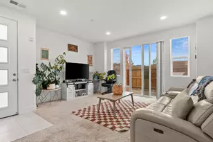 3621 Pulsar Ln, Indian Hills, NV 89705 - Photo 4