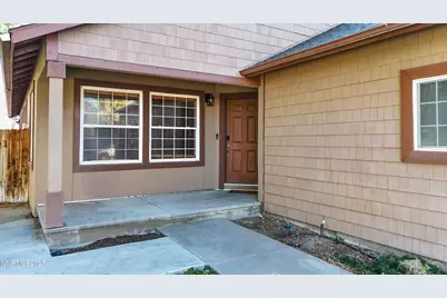 647 Castle Way, Winnemucca, NV 89445 - Photo 2