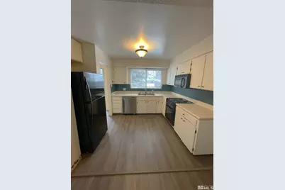 162 Smithridge Park, Reno, NV 89502 - Photo 4