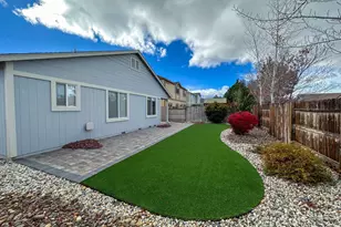 2185 Eagle Greens Dr, Reno, NV 89521 - Photo 16