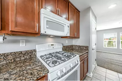 8905 Convair Way, Reno, NV 89506 - Photo 14