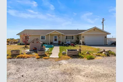 2830 Country Club Drive, Fallon, NV 89406 - Photo 2
