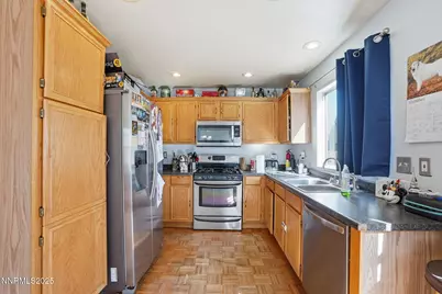 8486 Piper Place, Reno, NV 89506 - Photo 10