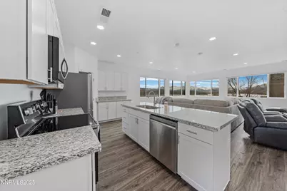 1929 Us-395, Gardnerville, NV 89410 - Photo 10