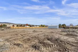 205 Stags Leap Cir, Sparks, NV 89441 - Photo 48