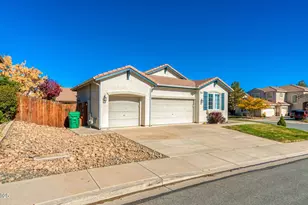 5575 Junction Peak Dr, Sparks, NV 89436 - Photo 4