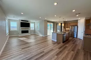 406 Heirloom St, Sparks, NV 89441 - Photo 4