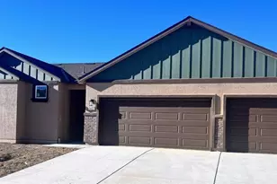 5437 Horizon Hts Dr, Sun Valley, NV 89433 - Photo 1