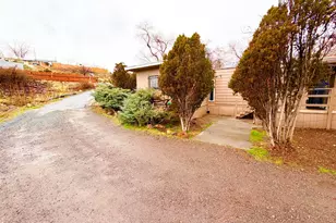 4738 W Leonesio Dr, Sun Valley, NV 89433 - Photo 30