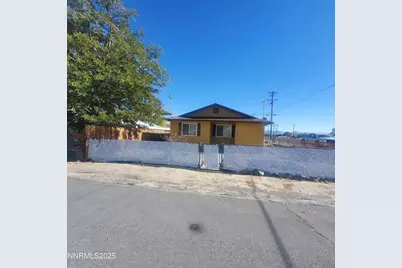 104 F Street, Hawthorne, NV 89415 - Photo 2