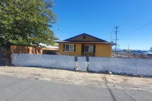104 F St, Hawthorne, NV 89415 - Photo 2