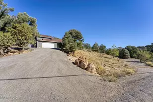 21410 Sazarac Rd, Reno, NV 89521 - Photo 2