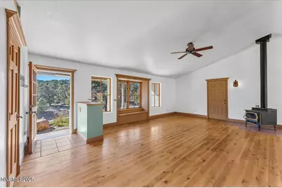 21410 Sazarac Road, Reno, NV 89521 - Photo 4