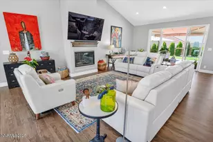 346 Wolf Run Ct, Reno, NV 89511 - Photo 12