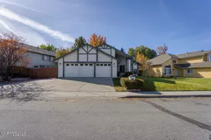 4434 Whitney Cir, Sparks, NV 89436 - Photo 4