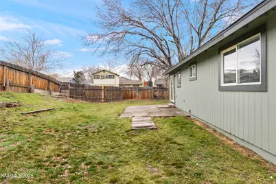 10070 Obsidian Drive, Reno, NV 89506 - Photo 8