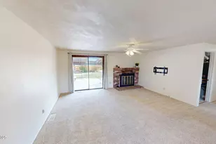 140 Hercules Dr, Sparks, NV 89441 - Photo 10