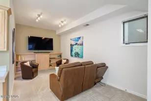 2522 Lake Ridge Shores Cir, Reno, NV 89519 - Photo 34