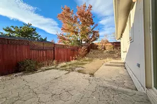 101 Platinum Pointe Way, Reno, NV 89506 - Photo 24