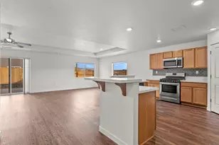 214 Green Ln, Dayton, NV 89403 - Photo 4