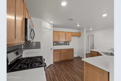 214 Green Lane, Dayton, NV 89403 - Photo 8