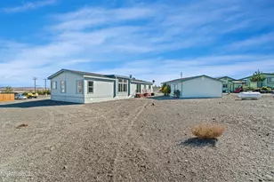4745 Skyline Dr, Silver Springs, NV 89429 - Photo 26