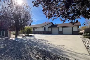 71 NV-208, Yerington, NV 89447 - Photo 2