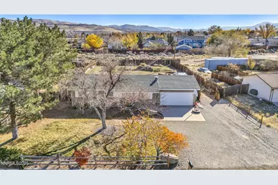 5680 Dolores Drive, Sparks, NV 89436 - Photo 4
