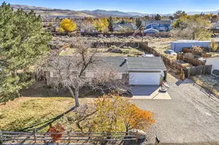 5680 Dolores Dr, Sparks, NV 89436 - Photo 4