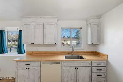 103 S Oregon Street, Yerington, NV 89447 - Photo 10